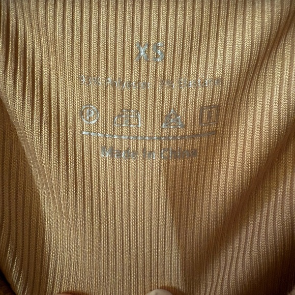 Tan Sleeveless Ribbed Top - Picture 3 of 3